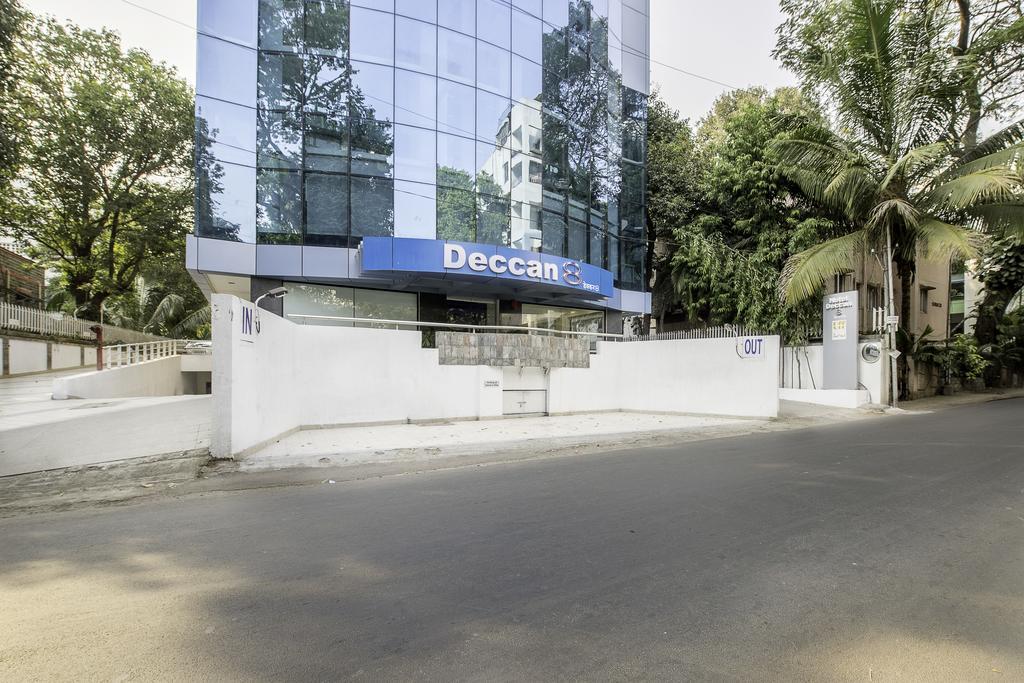 Deccan 8 Pune Luaran gambar
